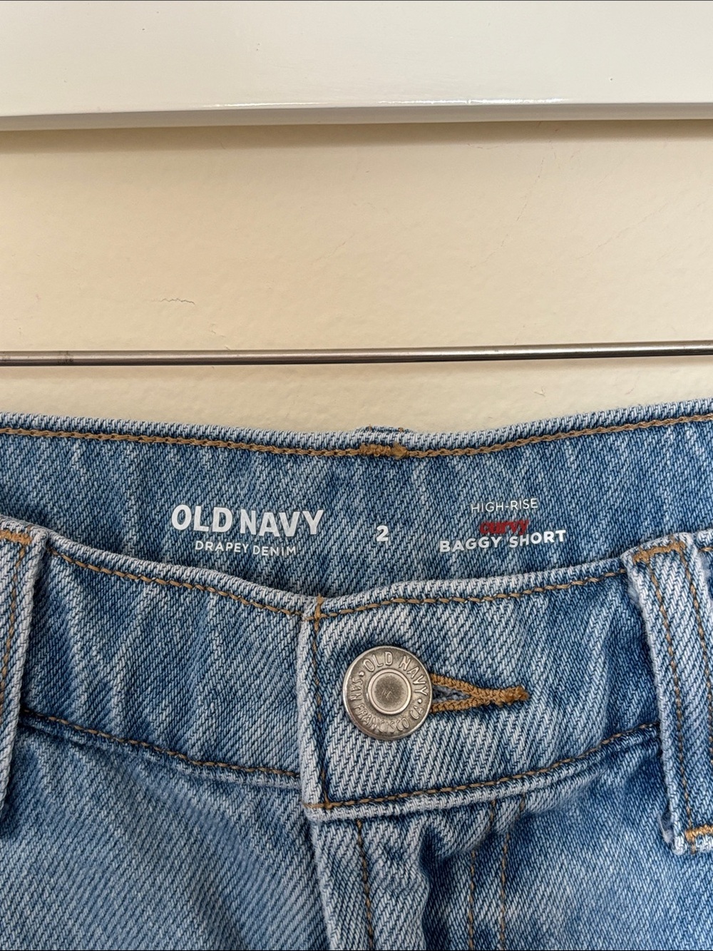 Old Navy Women’s Light Blue Denim High-Rise Baggy Short HighWaist Women’s Shorts - Picture 2 of 11